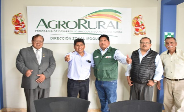 ALCALDE DISTRITAL Y JEFE DE AGRO RURAL COMPROMETIDOS A MEJORAR LA AGRICULTURA Y GANADERÍA DEL DISTRITO DE CARUMAS